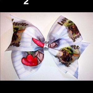 Large Baby Yoda Bow ✨FREE SHIPPING ON 5+ BOWS✨